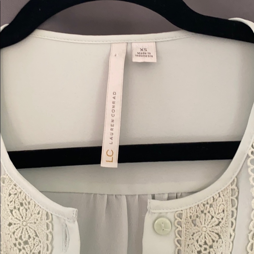 Button down shirt - Picture 3 of 3